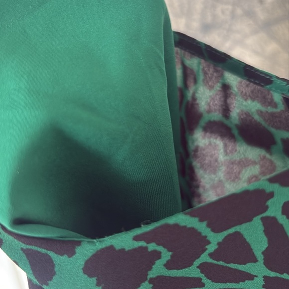 Banana Republic Green and Black Camisole Small - Picture 7 of 8